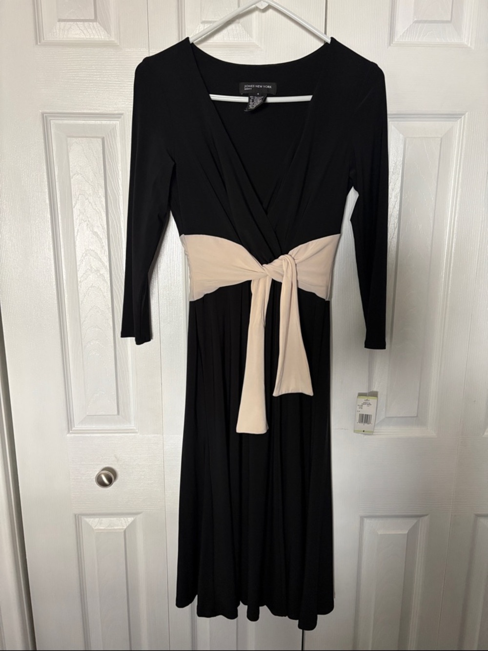 Jones New York Black Midi Dress with Cream Waist Tie